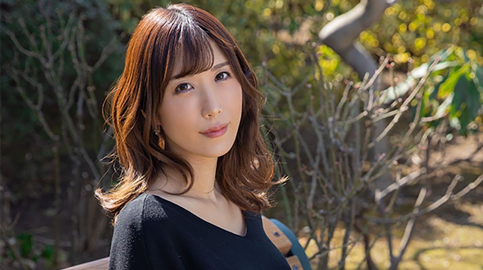 ADN-472 A Married Woman With A Strong Sexual Desire Has Been Ascetic For Two Weeks Since Her Father-in-law Rolled In. I Was Frustrated With My Father-in-law’s Cock. Natsume Saiharu