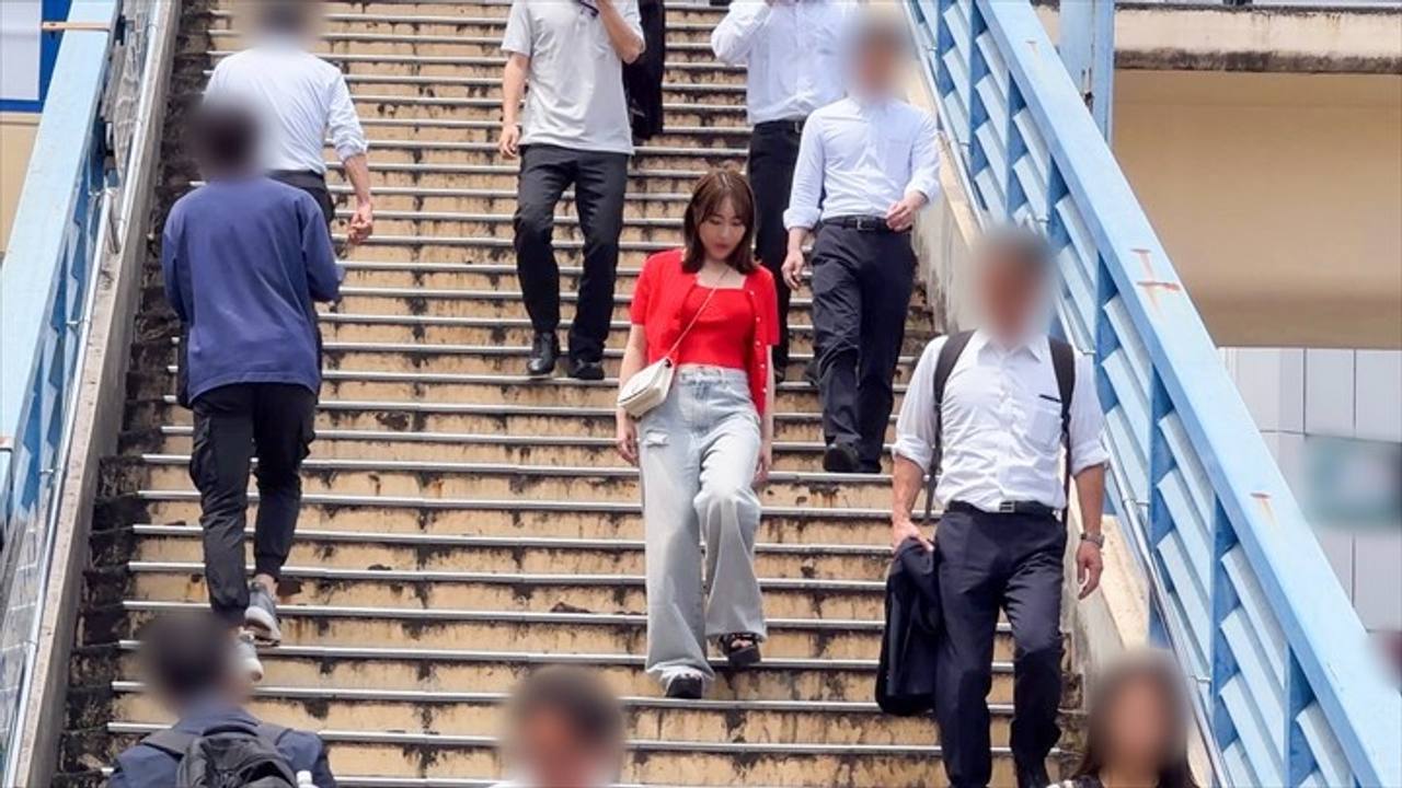 FC2PPV 4802106 [Street Snap → Raw Sex] Picking Up And Filming A Super Cute College Girl With Big Tits + Rewarding Her With A Raw Creampie [cen]