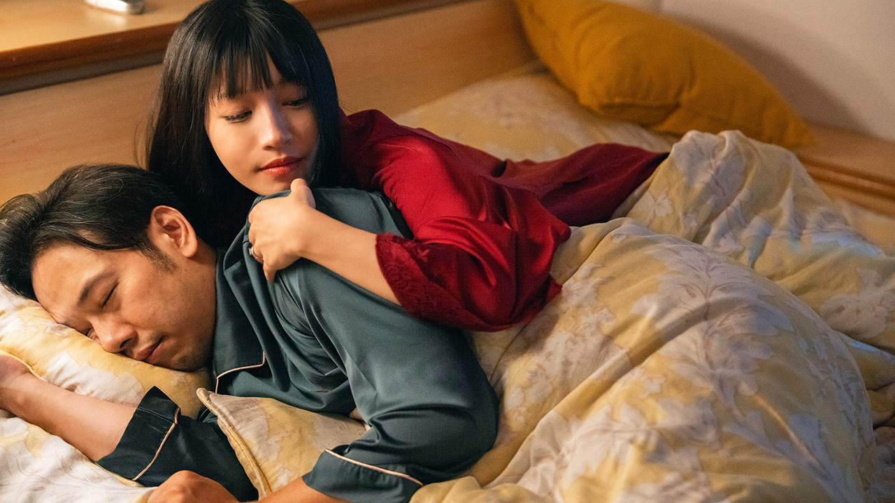 FC2PPV 4818061 (Part 1) A Newlywed Young Wife And A Greengrocer’s Owner ~A Glamorous Married Woman’s Secret Awakened Behind The Market~