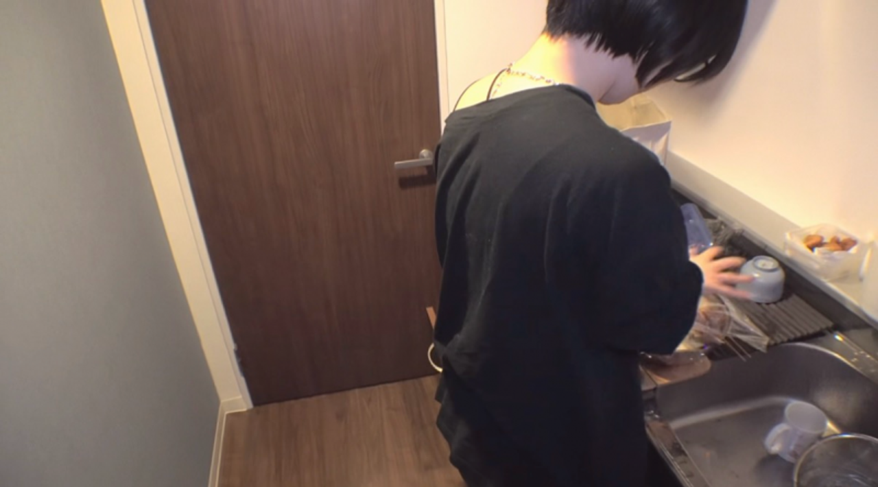 FC2PPV 4842726 [Sorry, Boyfriend] When I Went To Visit My Boyfriend At Home, He Was Making Lunch For Me, So I Got Horny And Did It On The Spot. [cen]